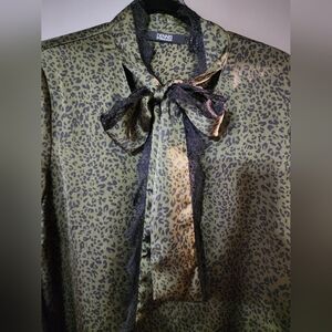 Chic Leopard Print Botton Down Top with Bow